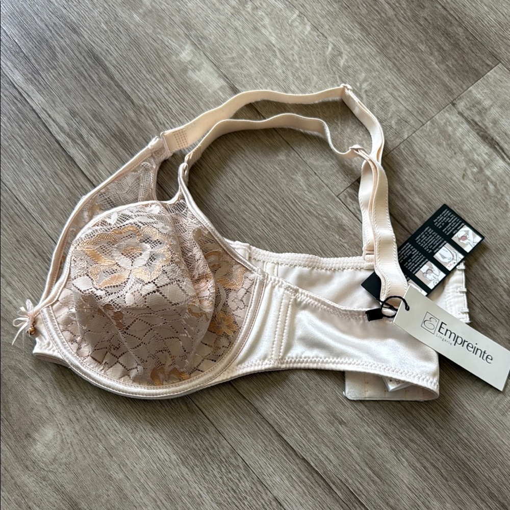 Cream Full Coverage Bra with Molded Cups and Underwire